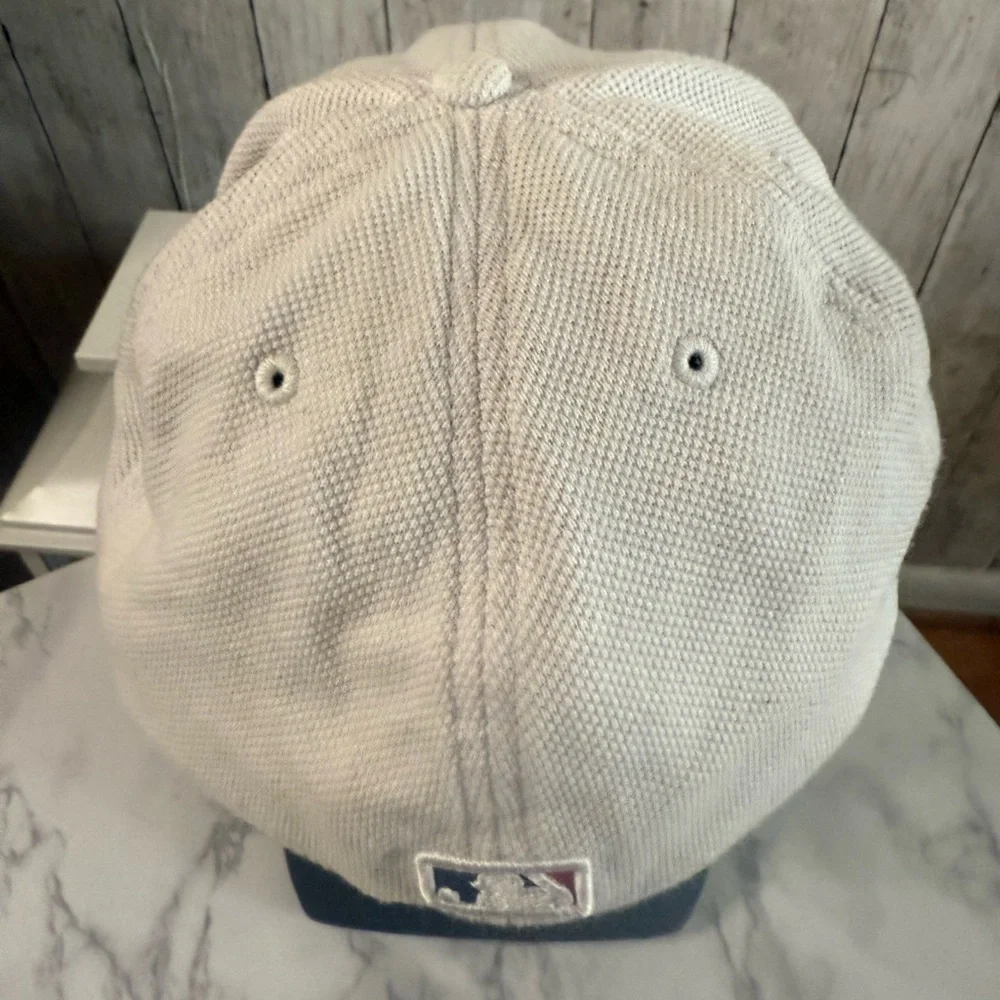 New York Yankees Hat New Era Cap 7 1/4 Light White 59Fifty Fitted Baseball MLB
